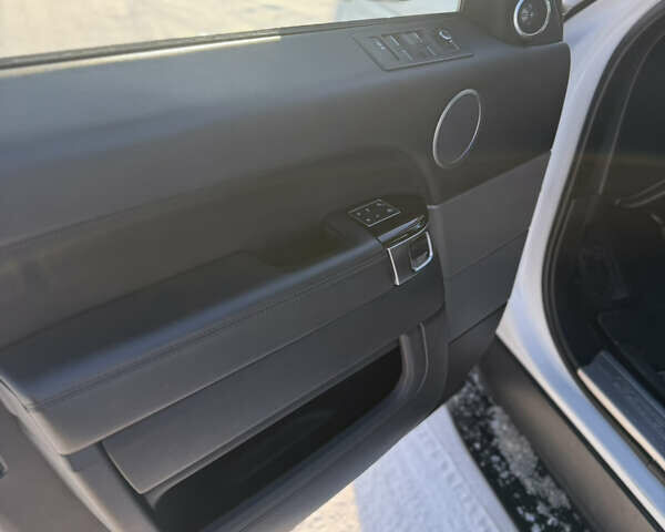 Белый Ленд Ровер Рендж Ровер Спорт, объемом двигателя 3 л и пробегом 259 тыс. км за 28500 $, фото 13 на Automoto.ua