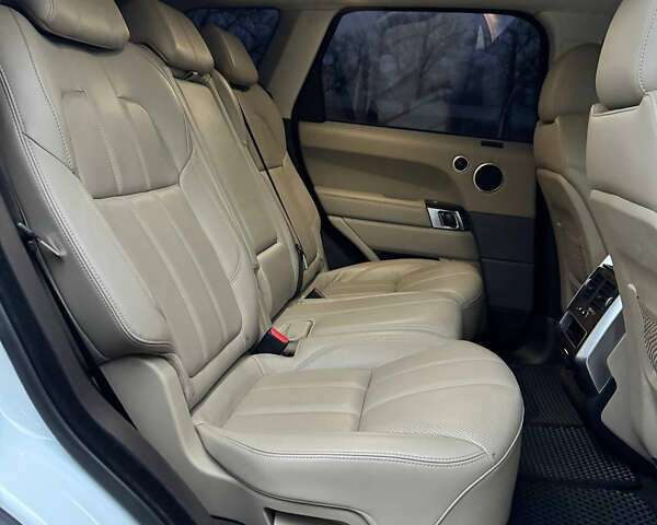 Белый Ленд Ровер Рендж Ровер Спорт, объемом двигателя 2.99 л и пробегом 104 тыс. км за 29500 $, фото 32 на Automoto.ua