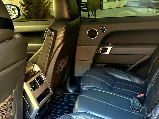 Белый Ленд Ровер Рендж Ровер Спорт, объемом двигателя 3 л и пробегом 180 тыс. км за 25500 $, фото 6 на Automoto.ua