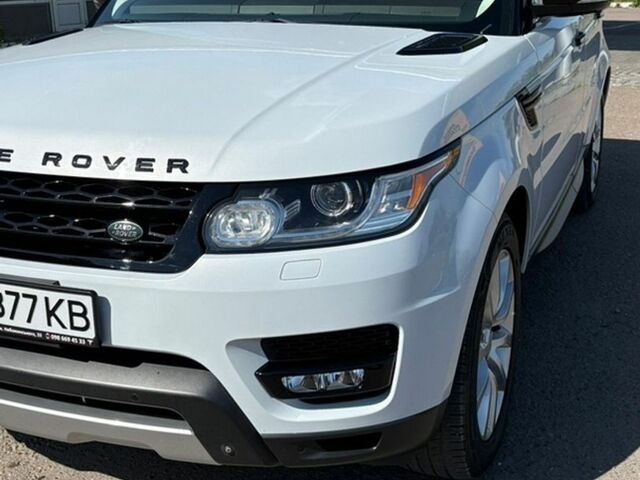 Білий Ленд Ровер Range Rover Sport, об'ємом двигуна 3 л та пробігом 215 тис. км за 22800 $, фото 3 на Automoto.ua