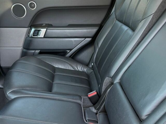 Білий Ленд Ровер Range Rover Sport, об'ємом двигуна 2.99 л та пробігом 142 тис. км за 25700 $, фото 31 на Automoto.ua
