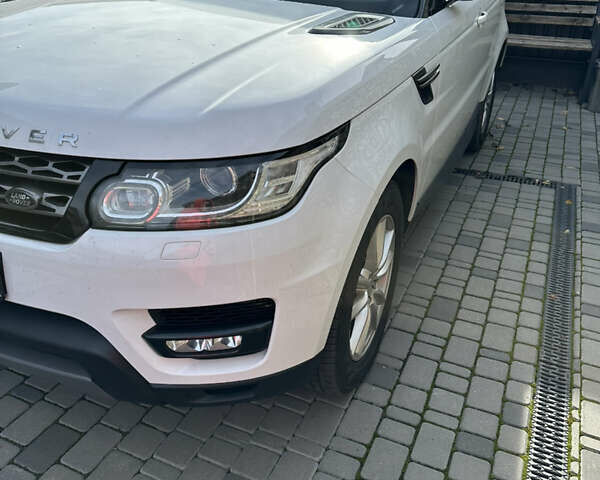 Білий Ленд Ровер Range Rover Sport, об'ємом двигуна 2.99 л та пробігом 102 тис. км за 31000 $, фото 5 на Automoto.ua
