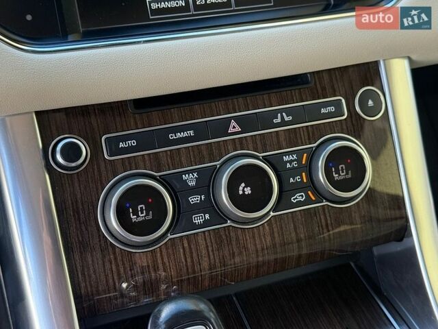 Білий Ленд Ровер Range Rover Sport, об'ємом двигуна 3 л та пробігом 171 тис. км за 24500 $, фото 32 на Automoto.ua
