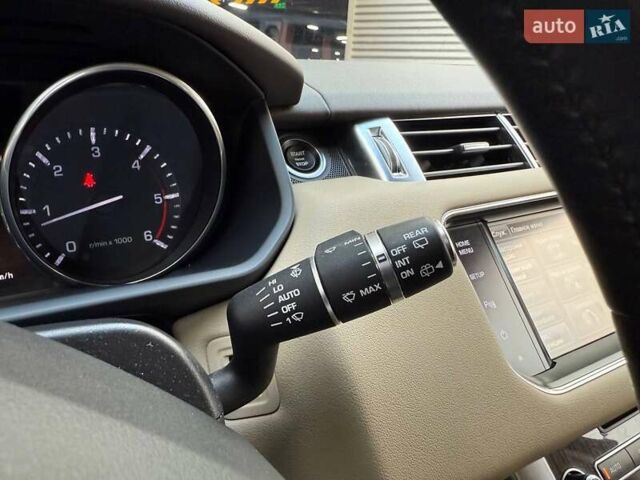 Білий Ленд Ровер Range Rover Sport, об'ємом двигуна 2.99 л та пробігом 171 тис. км за 24990 $, фото 15 на Automoto.ua