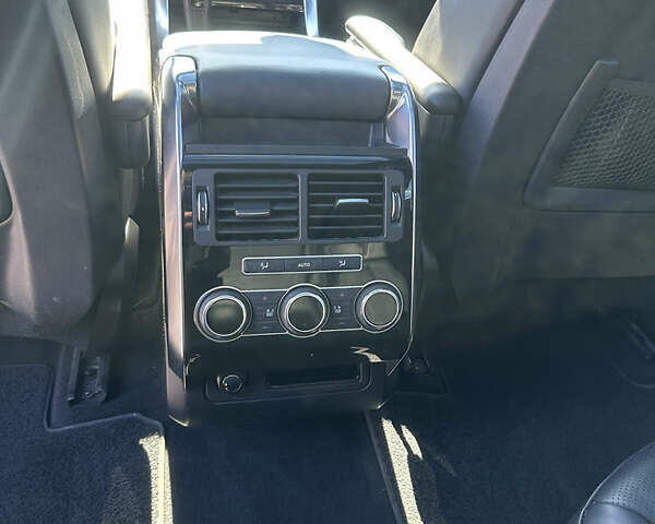 Білий Ленд Ровер Range Rover Sport, об'ємом двигуна 3 л та пробігом 170 тис. км за 27800 $, фото 14 на Automoto.ua