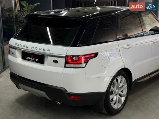 Білий Ленд Ровер Range Rover Sport, об'ємом двигуна 2.99 л та пробігом 99 тис. км за 28500 $, фото 16 на Automoto.ua