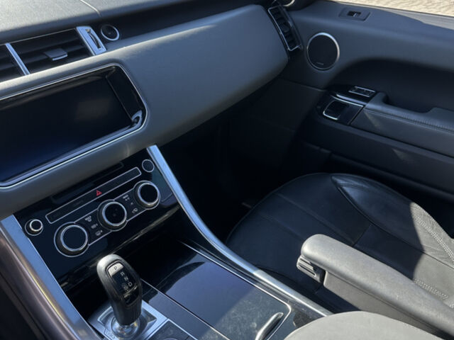 Білий Ленд Ровер Range Rover Sport, об'ємом двигуна 3 л та пробігом 170 тис. км за 24800 $, фото 9 на Automoto.ua