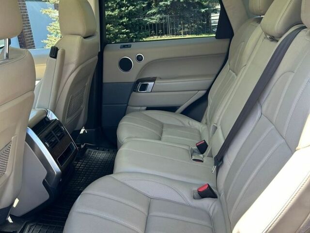 Білий Ленд Ровер Range Rover Sport, об'ємом двигуна 3 л та пробігом 148 тис. км за 22600 $, фото 7 на Automoto.ua