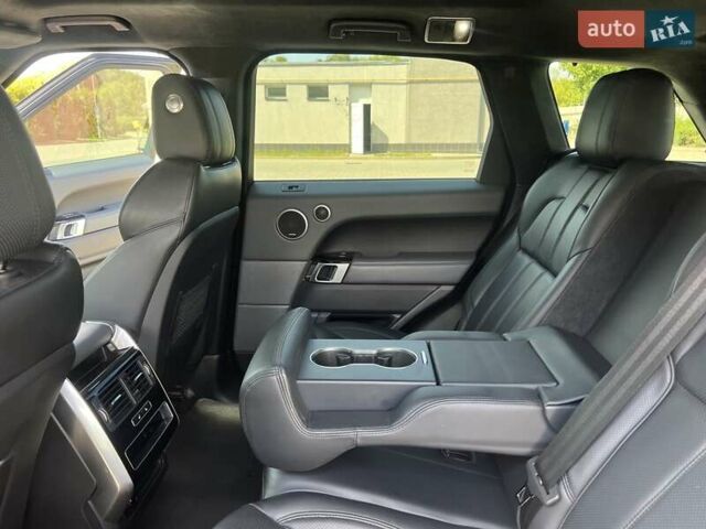Білий Ленд Ровер Range Rover Sport, об'ємом двигуна 3 л та пробігом 120 тис. км за 30000 $, фото 30 на Automoto.ua