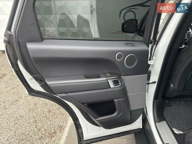 Білий Ленд Ровер Range Rover Sport, об'ємом двигуна 2.99 л та пробігом 140 тис. км за 25900 $, фото 36 на Automoto.ua