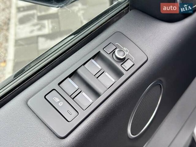 Білий Ленд Ровер Range Rover Sport, об'ємом двигуна 2.99 л та пробігом 140 тис. км за 25900 $, фото 18 на Automoto.ua