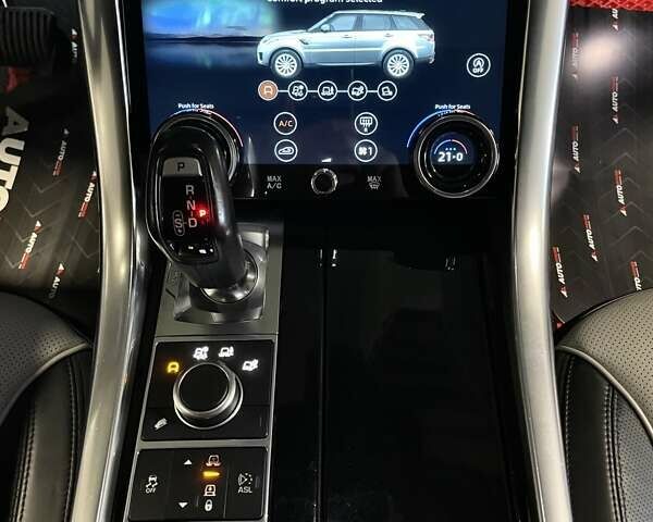 Білий Ленд Ровер Range Rover Sport, об'ємом двигуна 3 л та пробігом 132 тис. км за 33700 $, фото 69 на Automoto.ua