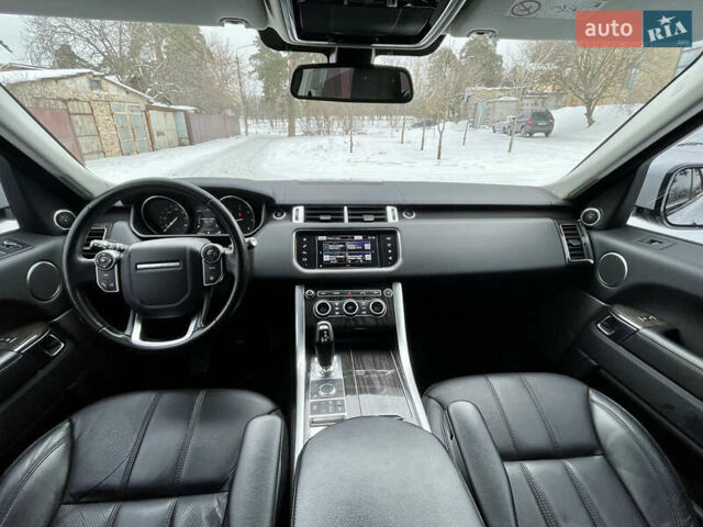 Білий Ленд Ровер Range Rover Sport, об'ємом двигуна 2.99 л та пробігом 121 тис. км за 29000 $, фото 11 на Automoto.ua