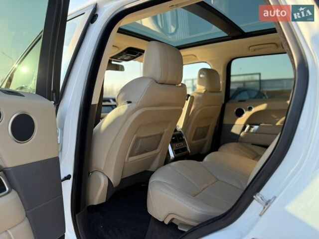 Білий Ленд Ровер Range Rover Sport, об'ємом двигуна 2.99 л та пробігом 187 тис. км за 25500 $, фото 9 на Automoto.ua