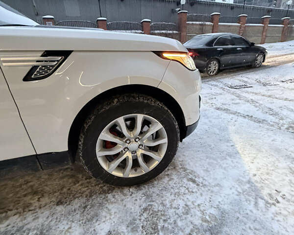 Білий Ленд Ровер Range Rover Sport, об'ємом двигуна 2.99 л та пробігом 147 тис. км за 27500 $, фото 7 на Automoto.ua