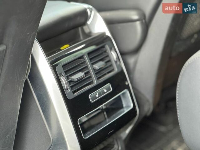 Белый Ленд Ровер Рендж Ровер Спорт, объемом двигателя 3 л и пробегом 130 тыс. км за 26500 $, фото 21 на Automoto.ua