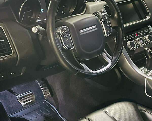 Білий Ленд Ровер Range Rover Sport, об'ємом двигуна 3 л та пробігом 150 тис. км за 32900 $, фото 18 на Automoto.ua