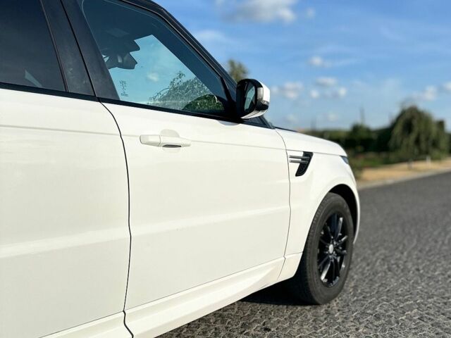 Білий Ленд Ровер Range Rover Sport, об'ємом двигуна 3 л та пробігом 112 тис. км за 25999 $, фото 16 на Automoto.ua