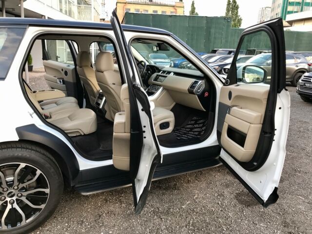 Білий Ленд Ровер Range Rover Sport, об'ємом двигуна 3 л та пробігом 80 тис. км за 51500 $, фото 37 на Automoto.ua