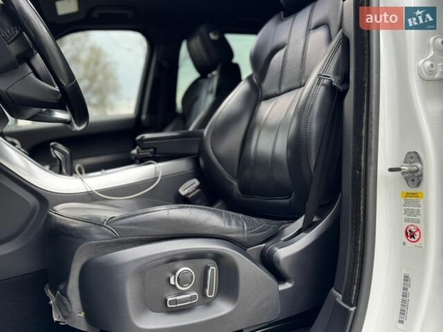 Белый Ленд Ровер Рендж Ровер Спорт, объемом двигателя 3 л и пробегом 130 тыс. км за 26500 $, фото 25 на Automoto.ua