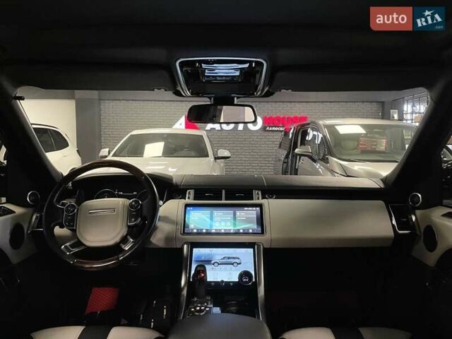 Білий Ленд Ровер Range Rover Sport, об'ємом двигуна 3 л та пробігом 132 тис. км за 33700 $, фото 49 на Automoto.ua