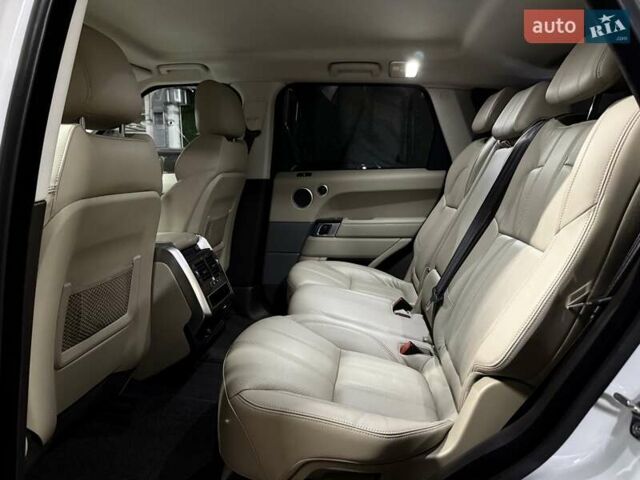 Білий Ленд Ровер Range Rover Sport, об'ємом двигуна 2.99 л та пробігом 62 тис. км за 36500 $, фото 54 на Automoto.ua