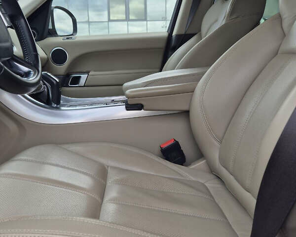 Белый Ленд Ровер Рендж Ровер Спорт, объемом двигателя 2.99 л и пробегом 180 тыс. км за 29400 $, фото 9 на Automoto.ua