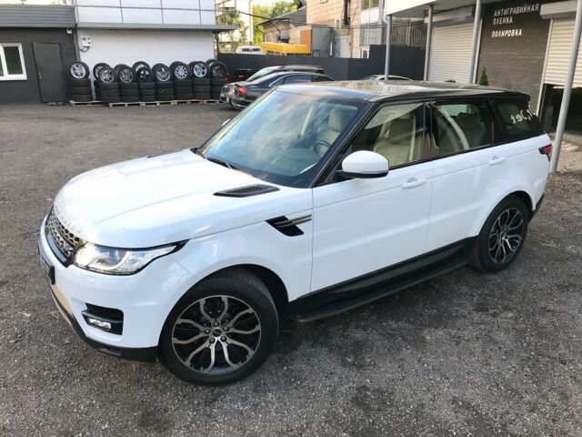 Білий Ленд Ровер Range Rover Sport, об'ємом двигуна 3 л та пробігом 80 тис. км за 51500 $, фото 7 на Automoto.ua