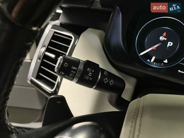 Білий Ленд Ровер Range Rover Sport, об'ємом двигуна 3 л та пробігом 132 тис. км за 33700 $, фото 54 на Automoto.ua