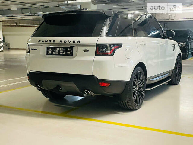 Білий Ленд Ровер Range Rover Sport, об'ємом двигуна 3 л та пробігом 150 тис. км за 32900 $, фото 27 на Automoto.ua