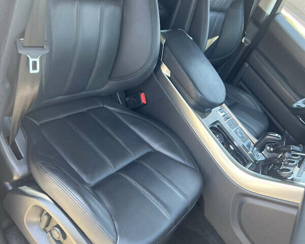 Білий Ленд Ровер Range Rover Sport, об'ємом двигуна 2.99 л та пробігом 73 тис. км за 34900 $, фото 35 на Automoto.ua