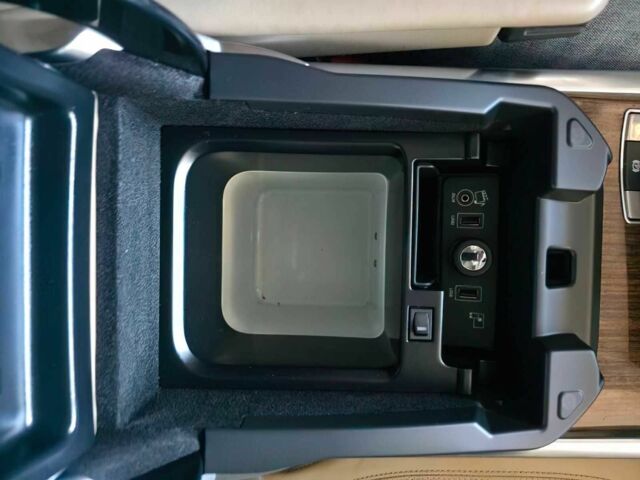 Білий Ленд Ровер Range Rover Sport, об'ємом двигуна 3 л та пробігом 99 тис. км за 7199 $, фото 7 на Automoto.ua