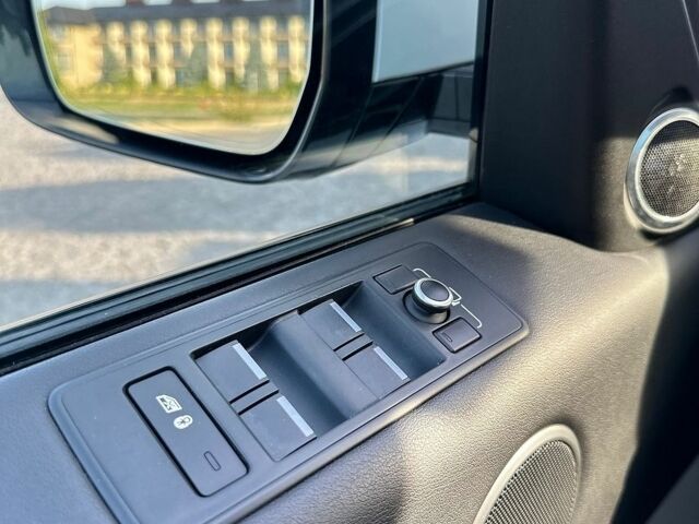 Білий Ленд Ровер Range Rover Sport, об'ємом двигуна 3 л та пробігом 112 тис. км за 25999 $, фото 76 на Automoto.ua