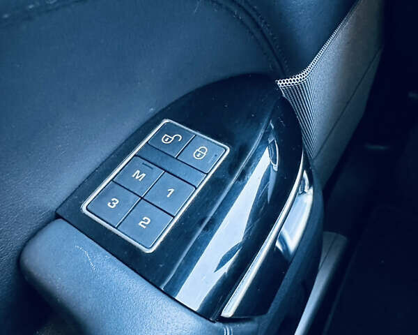 Білий Ленд Ровер Range Rover Sport, об'ємом двигуна 2.99 л та пробігом 145 тис. км за 33999 $, фото 17 на Automoto.ua