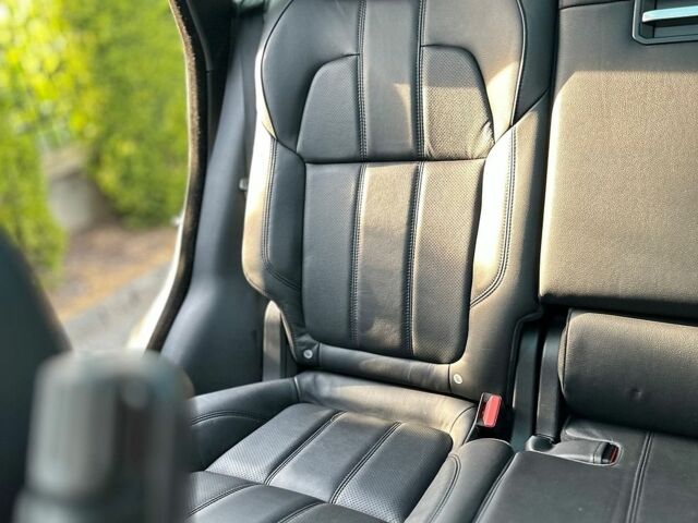 Білий Ленд Ровер Range Rover Sport, об'ємом двигуна 3 л та пробігом 112 тис. км за 25999 $, фото 93 на Automoto.ua