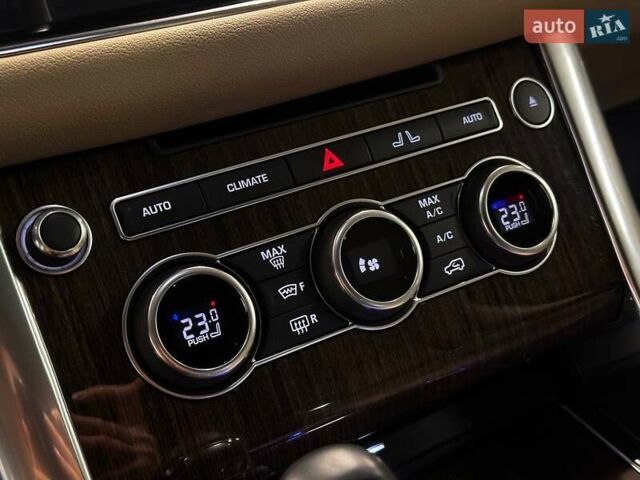 Білий Ленд Ровер Range Rover Sport, об'ємом двигуна 2.99 л та пробігом 132 тис. км за 28900 $, фото 19 на Automoto.ua