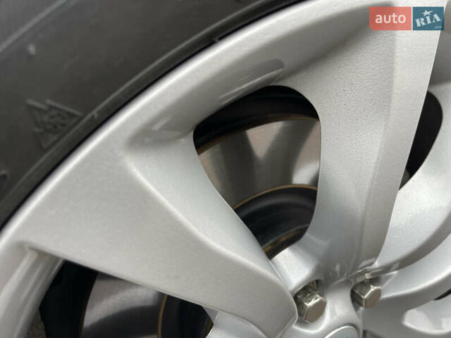 Белый Ленд Ровер Рендж Ровер Спорт, объемом двигателя 2.99 л и пробегом 175 тыс. км за 26000 $, фото 11 на Automoto.ua