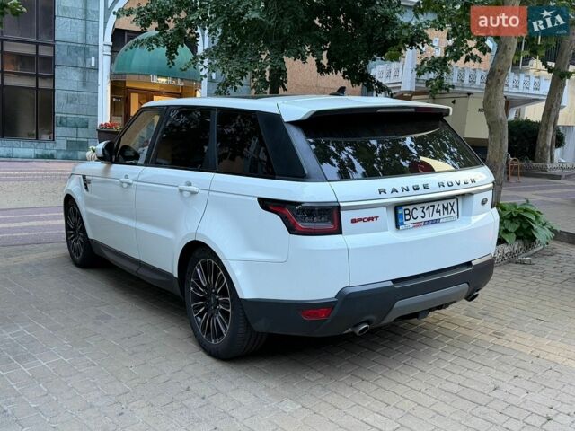 Білий Ленд Ровер Range Rover Sport, об'ємом двигуна 2.99 л та пробігом 130 тис. км за 28750 $, фото 11 на Automoto.ua