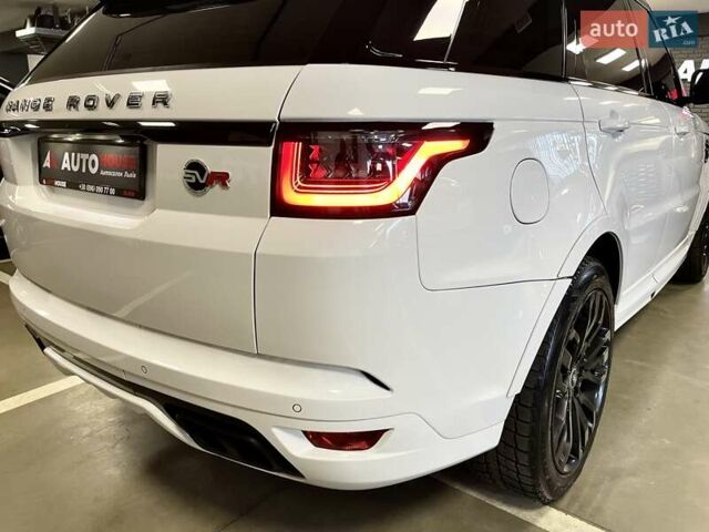 Білий Ленд Ровер Range Rover Sport, об'ємом двигуна 3 л та пробігом 132 тис. км за 33700 $, фото 80 на Automoto.ua