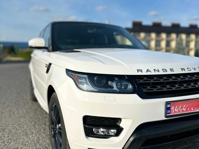 Білий Ленд Ровер Range Rover Sport, об'ємом двигуна 3 л та пробігом 112 тис. км за 25999 $, фото 11 на Automoto.ua