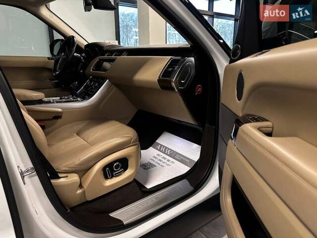 Білий Ленд Ровер Range Rover Sport, об'ємом двигуна 2.99 л та пробігом 132 тис. км за 28900 $, фото 31 на Automoto.ua