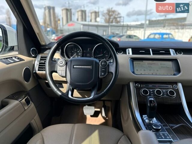 Белый Ленд Ровер Рендж Ровер Спорт, объемом двигателя 3 л и пробегом 181 тыс. км за 29500 $, фото 37 на Automoto.ua