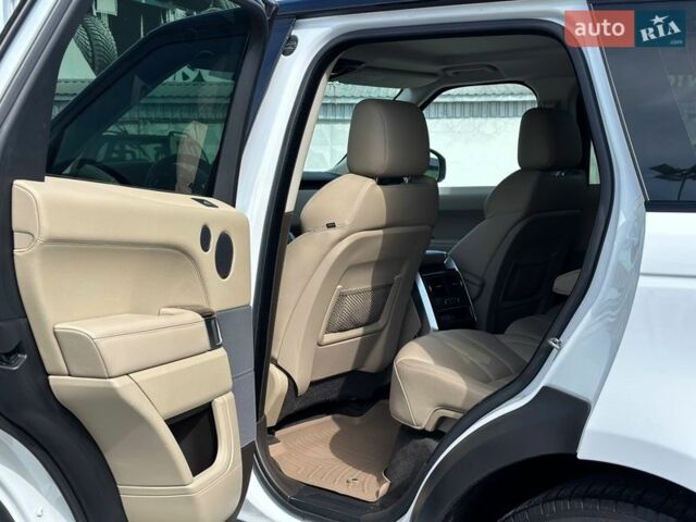 Белый Ленд Ровер Рендж Ровер Спорт, объемом двигателя 3 л и пробегом 181 тыс. км за 29500 $, фото 21 на Automoto.ua