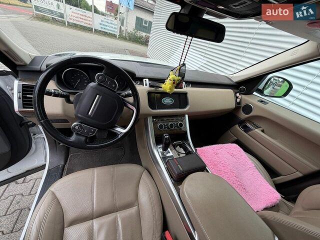 Білий Ленд Ровер Range Rover Sport, об'ємом двигуна 2.99 л та пробігом 130 тис. км за 32000 $, фото 5 на Automoto.ua