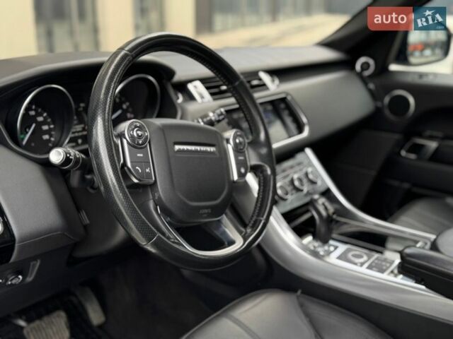 Белый Ленд Ровер Рендж Ровер Спорт, объемом двигателя 3 л и пробегом 130 тыс. км за 26500 $, фото 26 на Automoto.ua