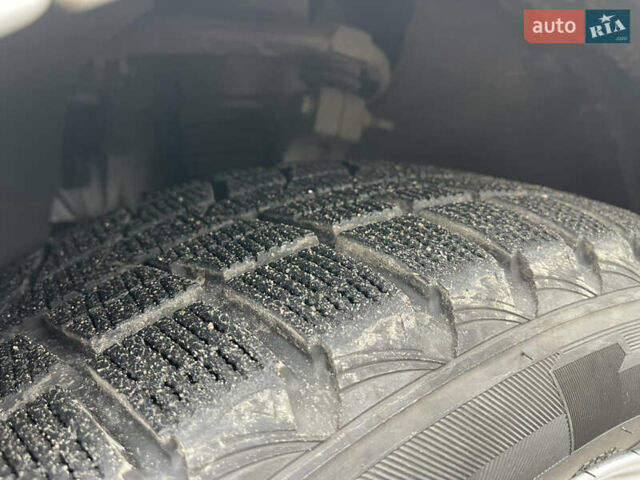 Белый Ленд Ровер Рендж Ровер Спорт, объемом двигателя 2.99 л и пробегом 175 тыс. км за 26000 $, фото 10 на Automoto.ua