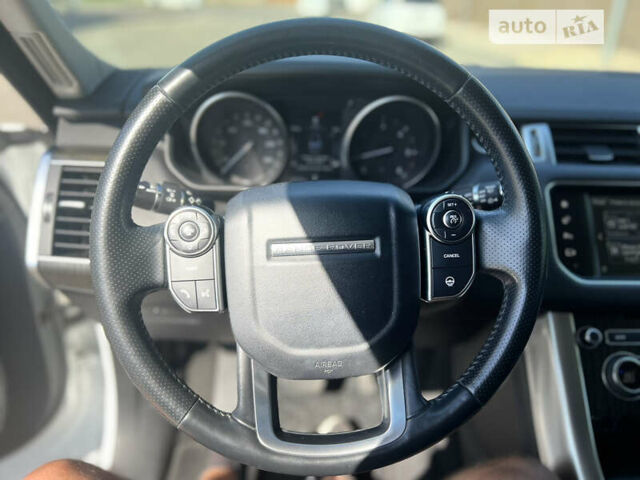 Білий Ленд Ровер Range Rover Sport, об'ємом двигуна 2.99 л та пробігом 73 тис. км за 34900 $, фото 7 на Automoto.ua