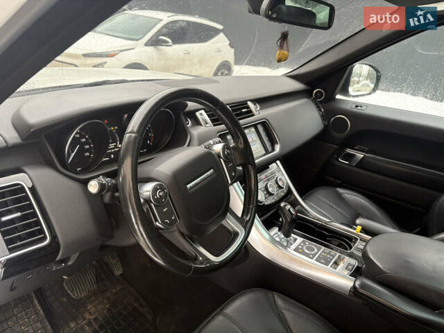 Белый Ленд Ровер Рендж Ровер Спорт, объемом двигателя 3 л и пробегом 130 тыс. км за 29899 $, фото 4 на Automoto.ua