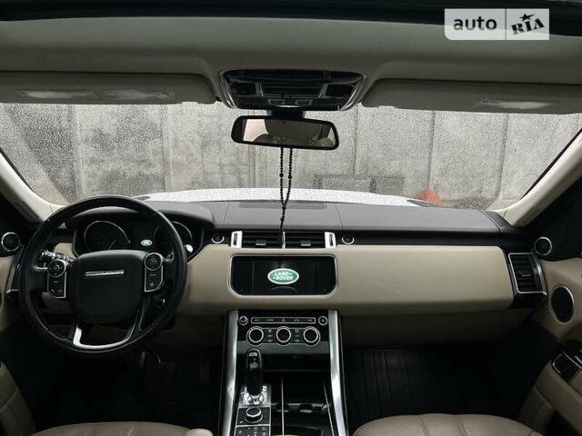 Білий Ленд Ровер Range Rover Sport, об'ємом двигуна 3 л та пробігом 100 тис. км за 42000 $, фото 51 на Automoto.ua