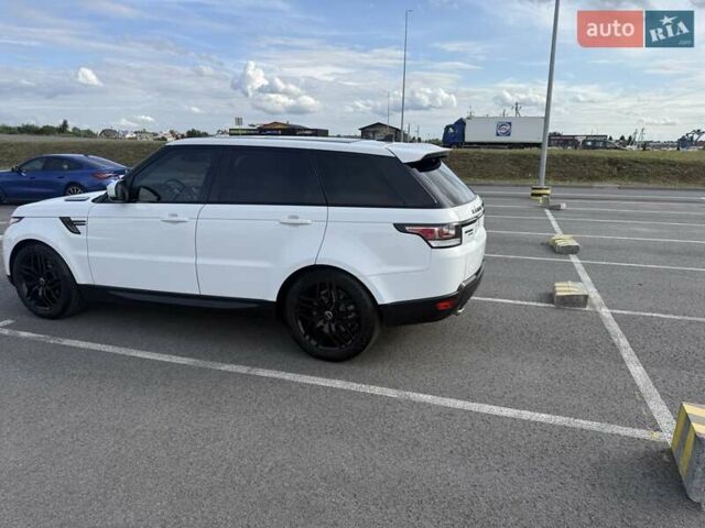 Белый Ленд Ровер Рендж Ровер Спорт, объемом двигателя 2.99 л и пробегом 132 тыс. км за 31000 $, фото 4 на Automoto.ua